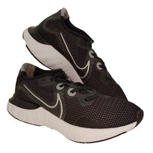 Nike Renew Run Mens Pre-owned Black & Silver Running Sneakers - sz. 9 1/2